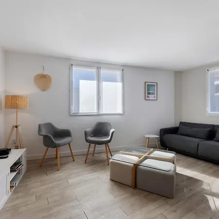 De La - 100m Appartement