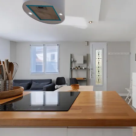 De La - 100m Appartement *