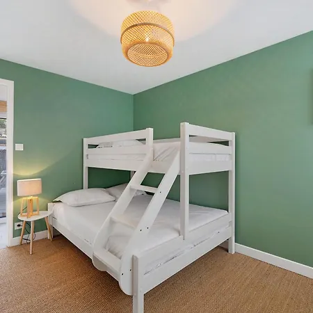 De La - 100m Appartement *